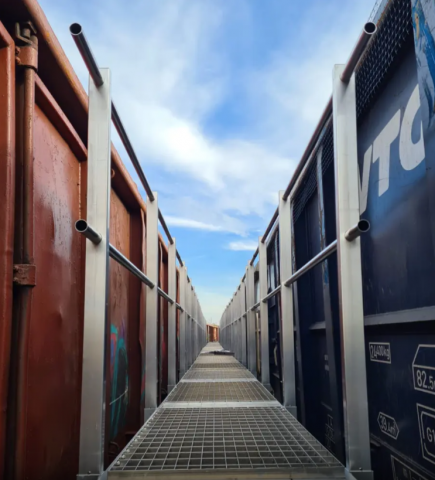  PASARELE PENTRU TRENURI SI AUTOBUZE